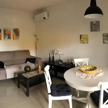 Bella Recanati A